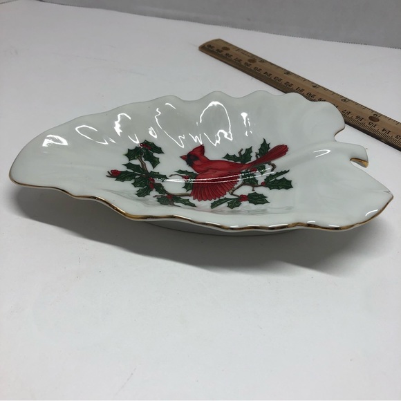 Lefton China Christmas Leaf Holly Cardinals Dish #1207 Hand Painted Gold Trim - Picture 7 of 11